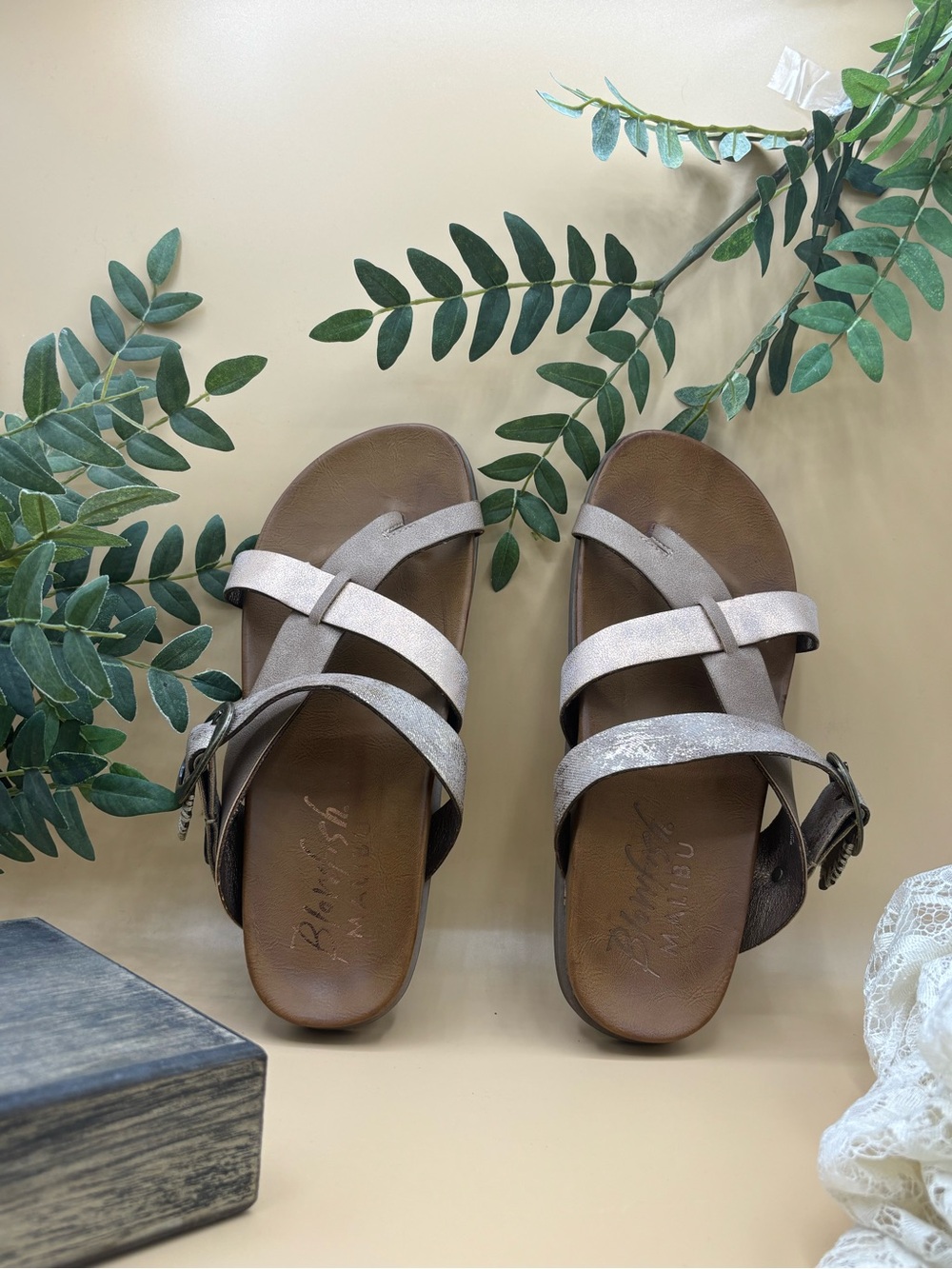 Blowfish Malibu Lilac footbed sandals
